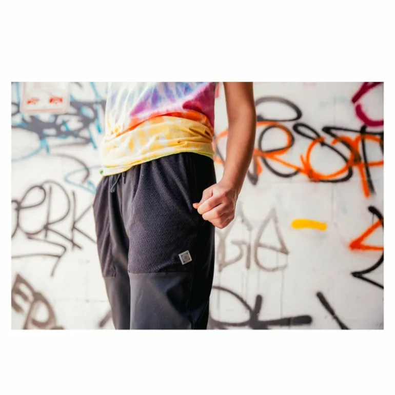 Point3 Basketball Hearthstone POINT3 DRYV Black Joggers