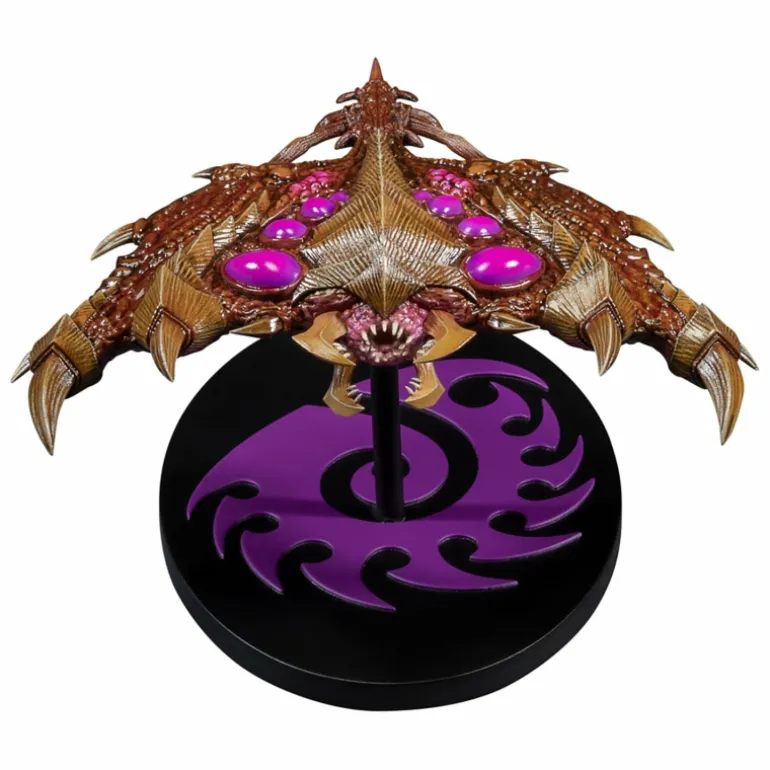 Dark Horse Comics StarCraft Zerg Brood Lord 6" Replica