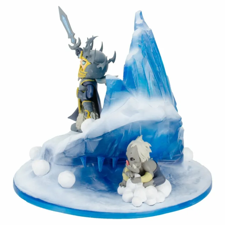 Blizzard OEM World of Warcraft Lil' Champions Snow Fight Arthas 8" Statue